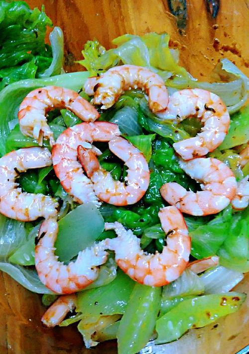 香酥馄饨沙拉虾怎么做？步骤和技巧有哪些？