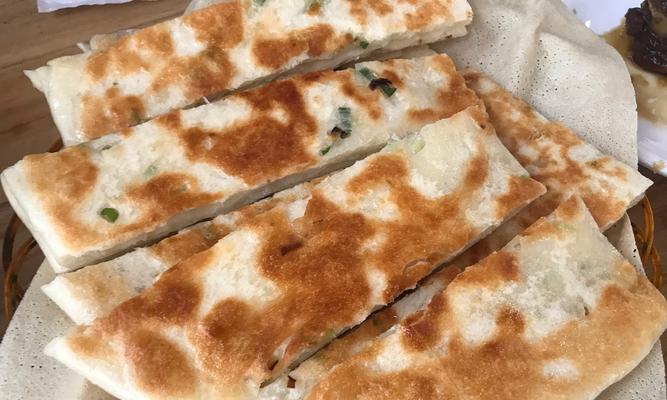 香酥葱油饼饺子皮怎么做？华丽变身的秘诀是什么？