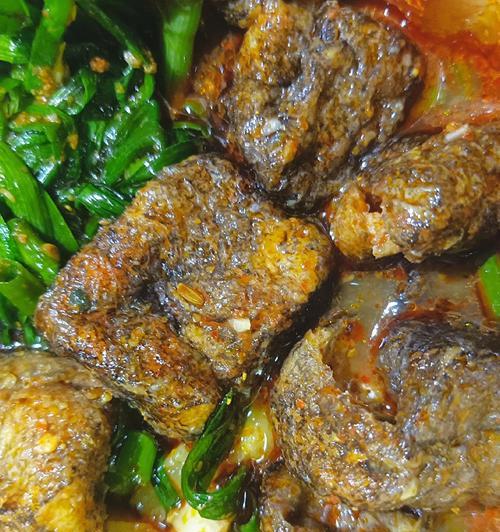 香酥臭豆腐的做法是什么？如何在家轻松制作？
