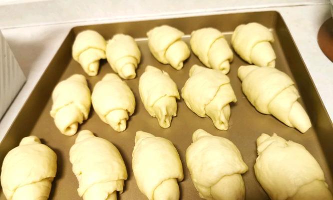 香酥餐包怎么做？步骤详解和常见问题解答？