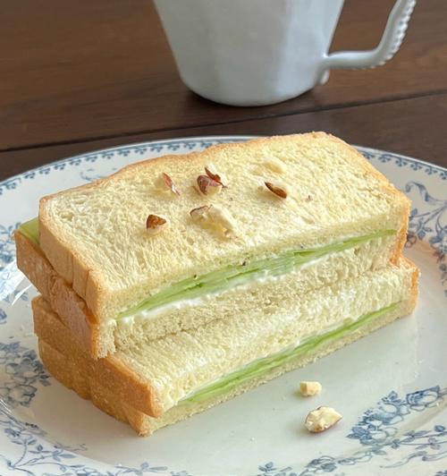 香三色土司怎么做？步骤和技巧有哪些？