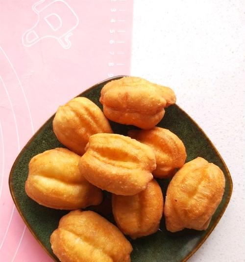 香软小油条怎么做？在家制作的步骤和技巧是什么？