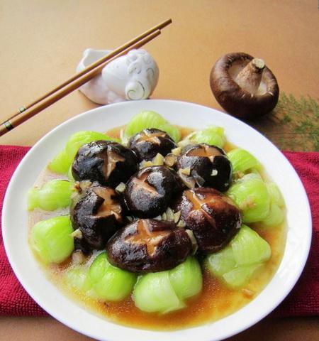 香茹扒油菜怎么做？步骤和技巧是什么？