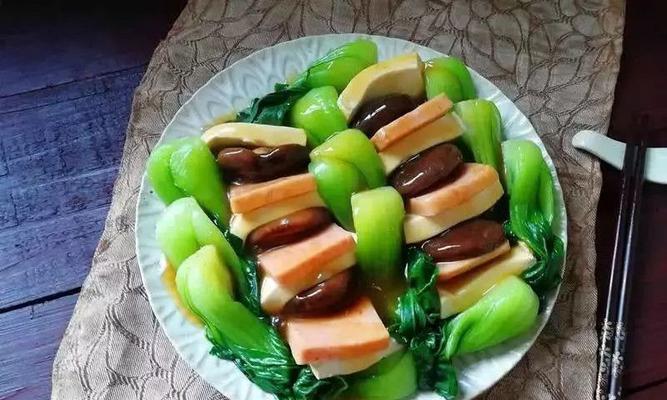 香茹扒油菜怎么做？步骤和技巧是什么？