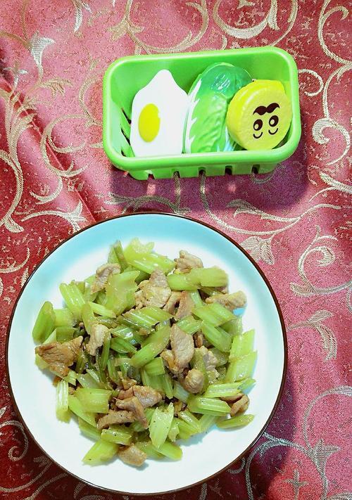 香芹猪肉包怎么做？步骤和技巧有哪些？