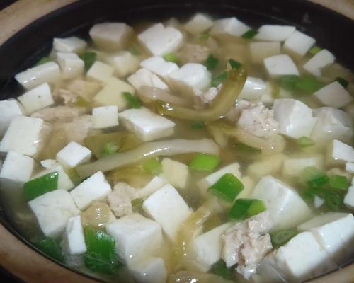 香芹素鸡榨菜怎么做？有哪些步骤和技巧？