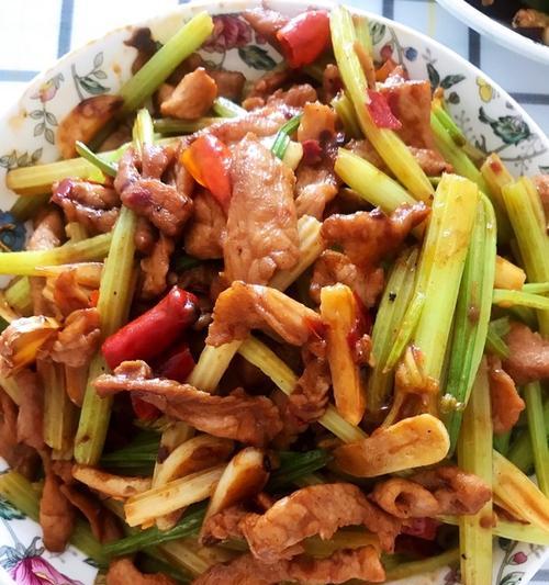 香芹肉末豆腐怎么做？步骤和技巧有哪些？