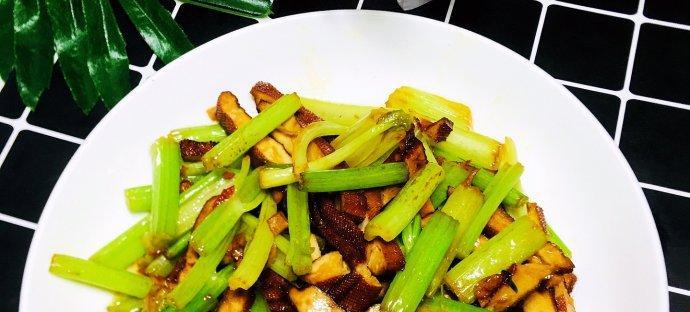 香芹炒豆干怎么做？步骤和技巧有哪些？