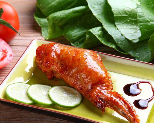 香喷喷鸡翅包饭的做法是什么？步骤和材料有哪些？