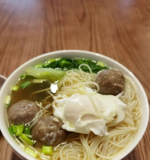 香喷喷的热汤面怎么做？有哪些步骤和技巧？