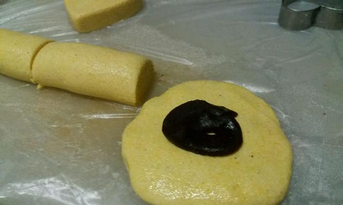香喷喷的豆沙馅儿饼怎么做？制作过程中有哪些常见问题？