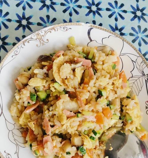 香喷喷的炒饭怎么做？炒饭的正确做法有哪些步骤？