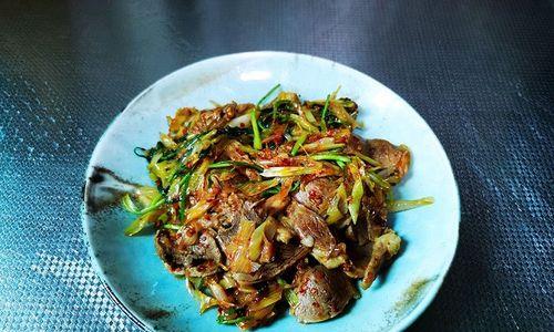 香菜爆羊肉的做法是什么？如何做出美味的香菜爆羊肉？