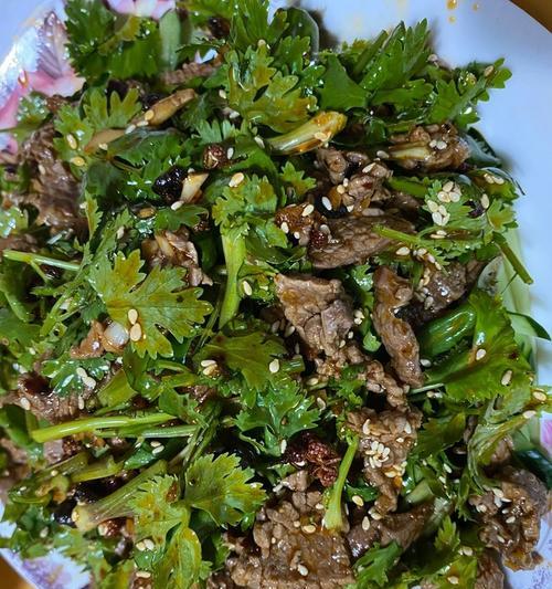 香菜拌鸭胗怎么做？步骤和技巧有哪些？
