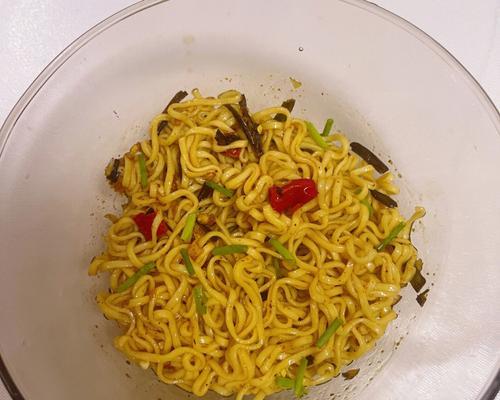 香菜拌面菜怎么做？有哪些步骤和技巧？