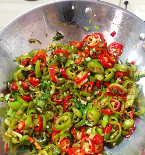 香菜拌面菜怎么做？有哪些步骤和技巧？