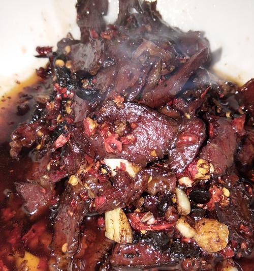 香爆腊牛肉怎么做？详细步骤和技巧是什么？