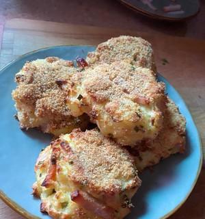 爱心土豆饼怎么做？相亲相爱的家常食谱分享？