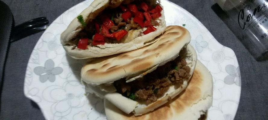 乡村肉泥饼怎么做？有哪些制作技巧和常见问题解答？