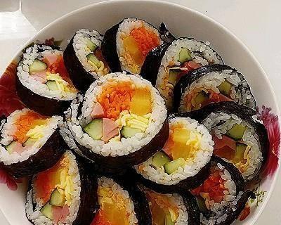 乡村的简单美味寿司怎么做？有哪些步骤和技巧？