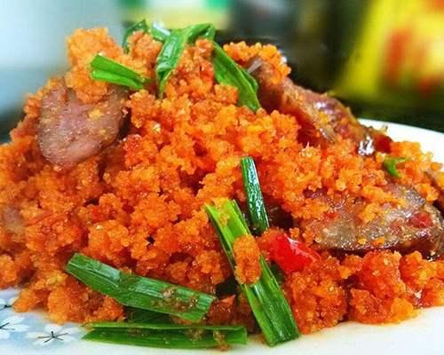 线椒炒腊肉的做法是什么？如何炒出美味的线椒炒腊肉？
