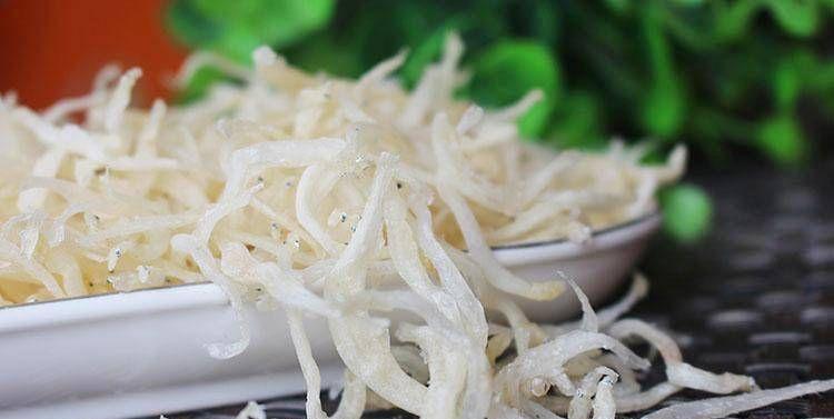 线豆拌银鱼的做法是什么？如何在家轻松制作？