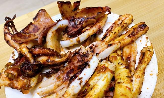 现烤鱿鱼怎么做才美味？家庭版现烤鱿鱼食谱分享？