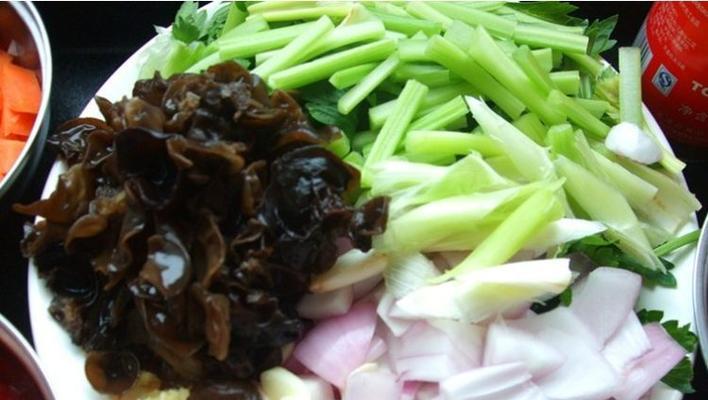 苋菜汁面条怎么做？制作步骤和常见问题解答？