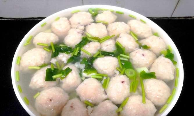 苋菜虾丸汤怎么做？步骤和技巧有哪些？