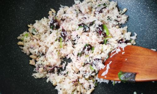 苋菜炒米饭怎么做？步骤和技巧是什么？