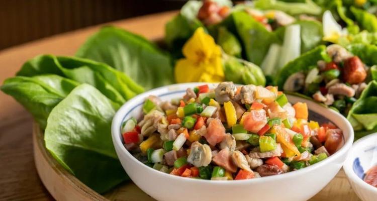 如何制作蚬肉生菜包简易版？有哪些步骤和技巧？