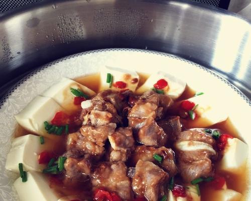咸鱼蒸豆腐怎么做？步骤和技巧有哪些？