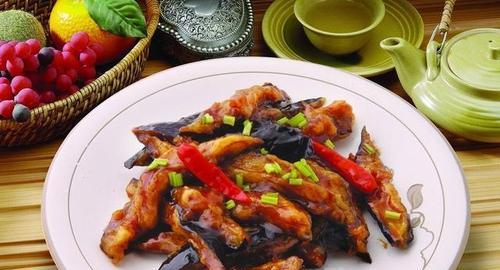 咸鱼烧茄子怎么做？步骤和技巧有哪些？