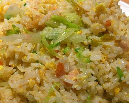咸鱼鸡粒炒饭怎么做？步骤和技巧有哪些？