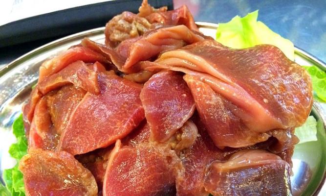 咸鱿蒸腩肉怎么做？步骤和技巧有哪些？
