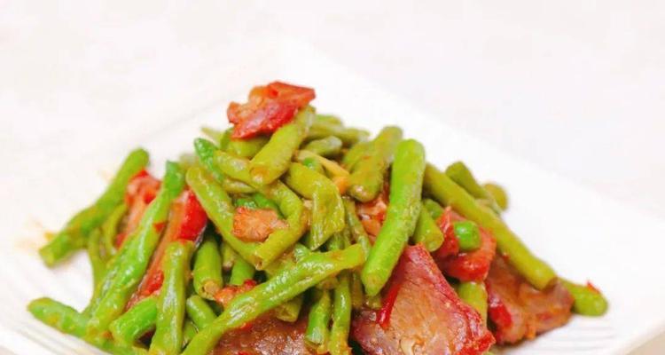 咸鸭蛋炒肉怎么做？步骤和技巧有哪些？