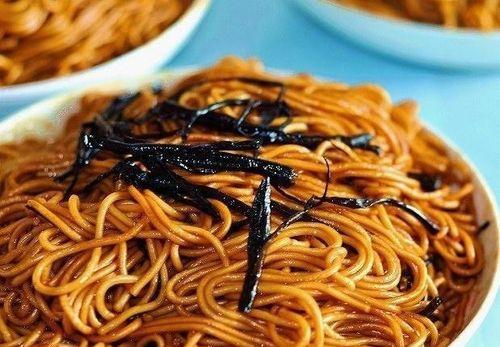 咸鸭蛋拌面怎么做？有哪些步骤和技巧？