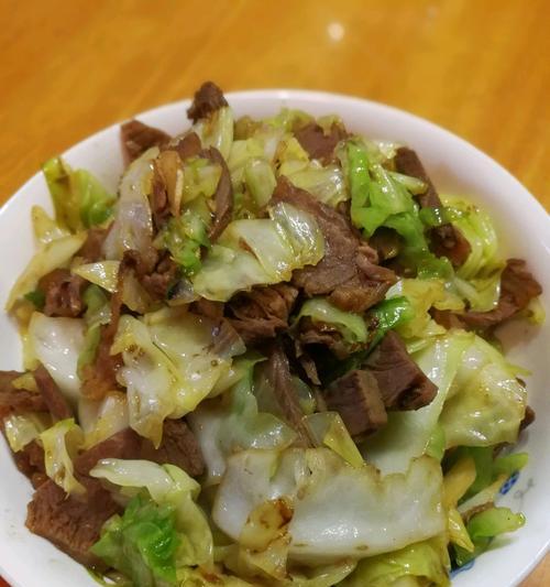 咸肉干锅卷心菜怎么做？步骤和技巧有哪些？