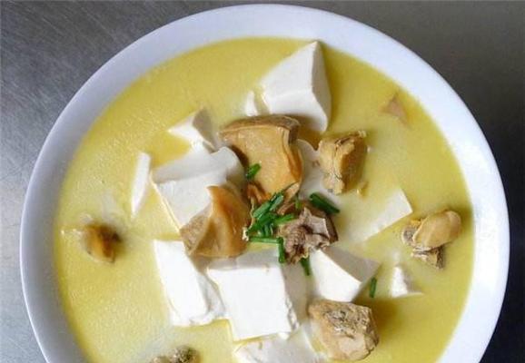 咸肉炖豆腐怎么做？步骤和技巧有哪些？