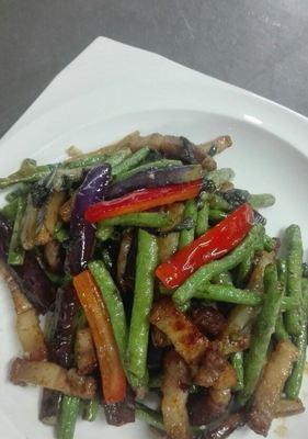 咸肉炒头薹怎么做？步骤和技巧有哪些？