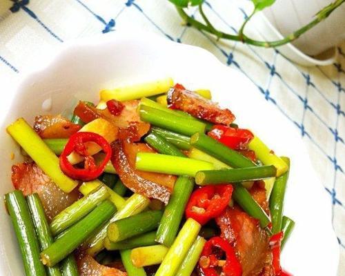 咸肉炒胡萝卜怎么做？步骤和技巧有哪些？