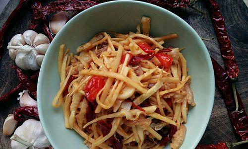 咸肉炒豆丝的做法是什么？如何炒出美味的咸肉豆丝？