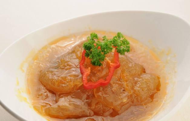 咸鸡拌即食海蜇怎么做？步骤和技巧有哪些？