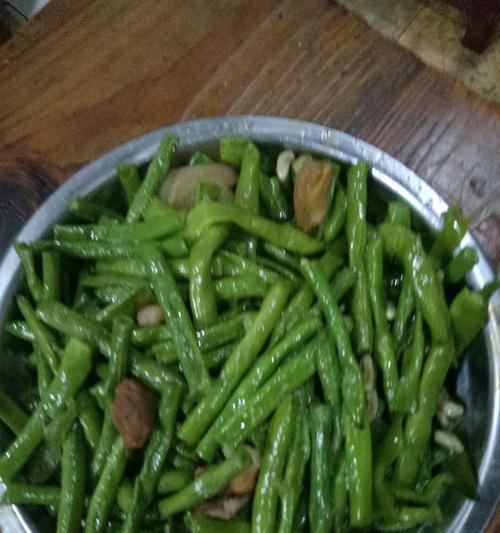咸豆角不面筋怎么做？有哪些简单步骤？