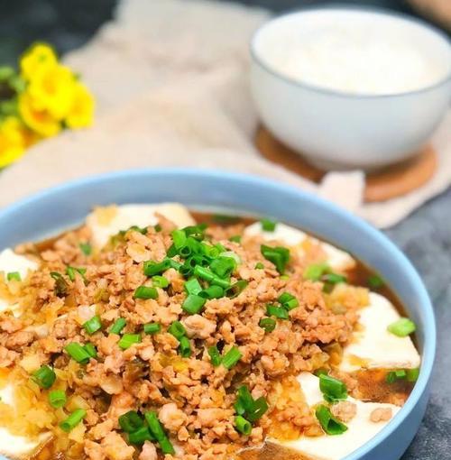 咸蛋蒸豆腐怎么做？步骤和技巧是什么？