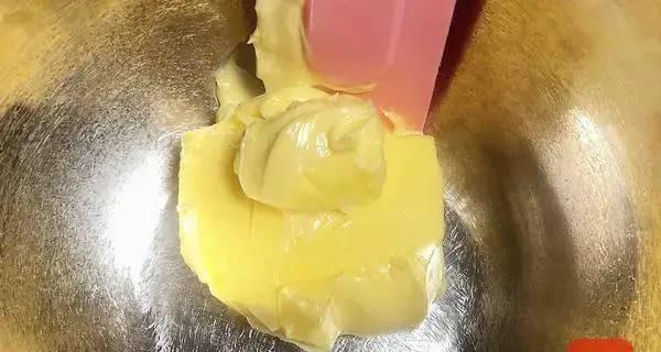 咸蛋黄奶酥怎么做？详细步骤和常见问题解答？