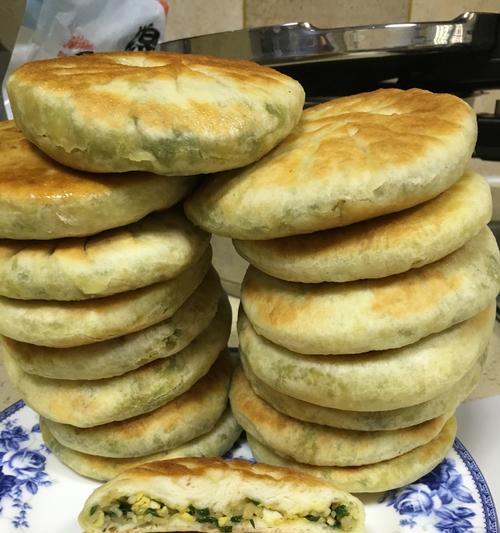 咸蛋白韭菜饼怎么做？制作咸蛋白韭菜饼的步骤是什么？