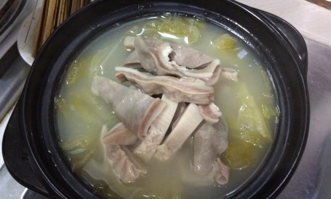 咸菜煮猪肚怎么做？步骤和技巧有哪些？