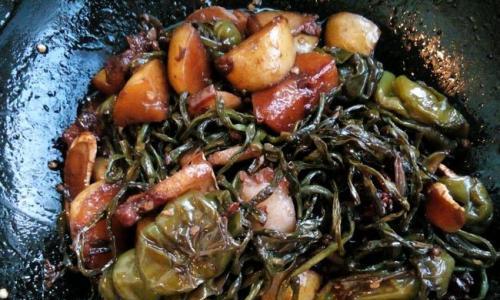 咸菜烧肉怎么做？步骤和技巧有哪些？