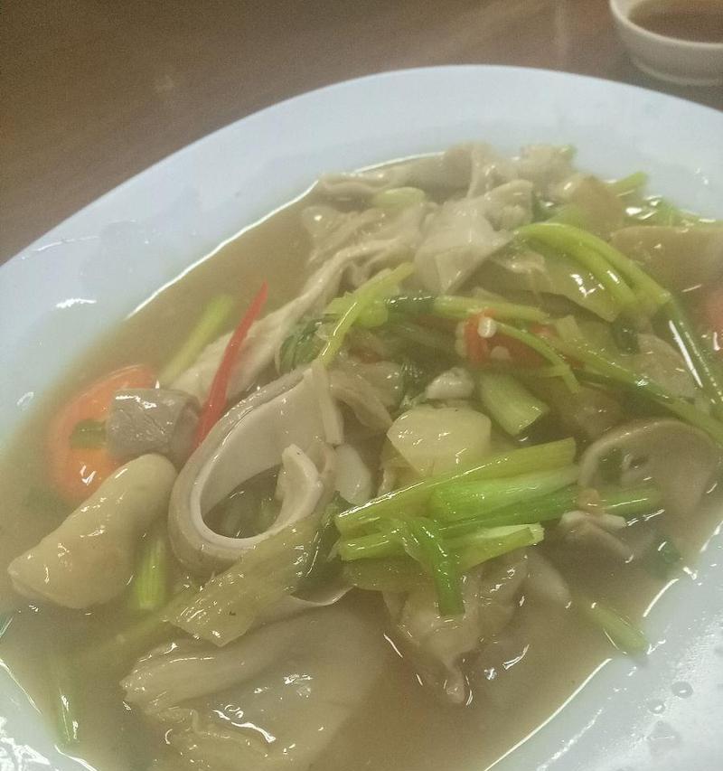 咸菜炒猪肠怎么做？步骤和技巧是什么？